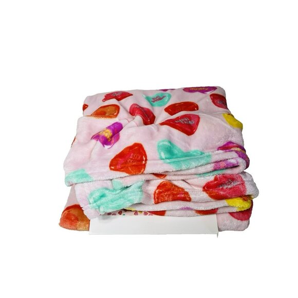 Way To Celebrate Candy Hearts Velvet Plush Throw Blanket 50" x 60" Multicolor - Picture 11 of 14